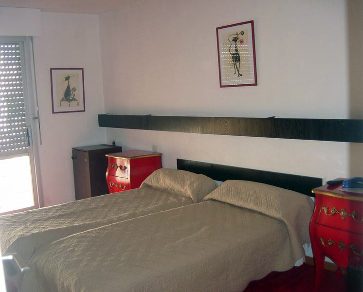 Hotel La Voile d'Or bedrooms, double or twin bedroom, with Marina View, at Cap d'Agde