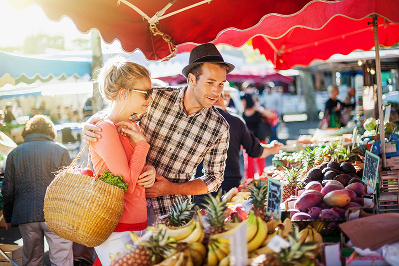 Discover the local markets during your stay at the Hotel La Voile d'Or, at Cap d'Agde in Hérault département